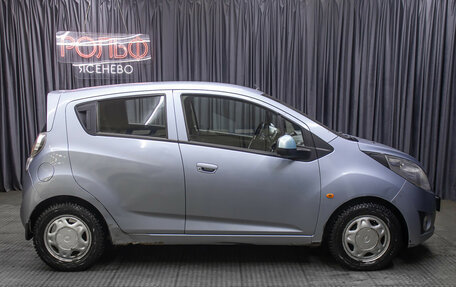 Chevrolet Spark III, 2011 год, 549 000 рублей, 4 фотография
