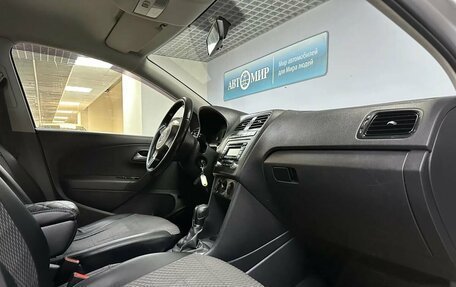 Volkswagen Polo VI (EU Market), 2012 год, 654 000 рублей, 17 фотография