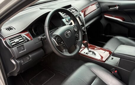 Toyota Camry, 2012 год, 2 050 000 рублей, 7 фотография