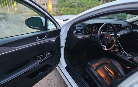 KIA K5, 2020 год, 2 400 000 рублей, 16 фотография