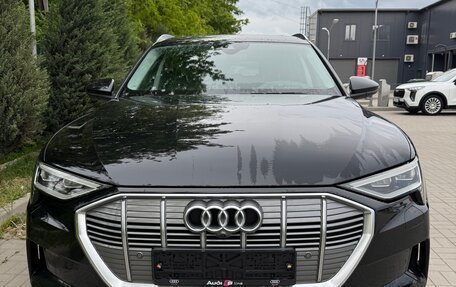 Audi e-tron I, 2019 год, 4 700 000 рублей, 3 фотография