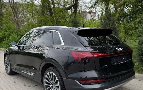 Audi e-tron I, 2019 год, 4 700 000 рублей, 6 фотография