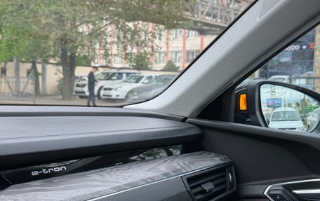 Audi e-tron I, 2019 год, 4 700 000 рублей, 7 фотография
