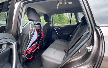 Toyota RAV4, 2020 год, 3 500 000 рублей, 8 фотография