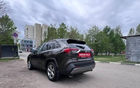 Toyota RAV4, 2020 год, 3 500 000 рублей, 10 фотография