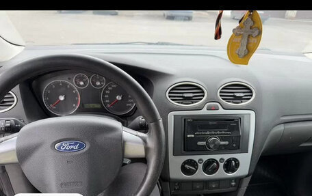 Ford Focus II рестайлинг, 2006 год, 315 000 рублей, 3 фотография