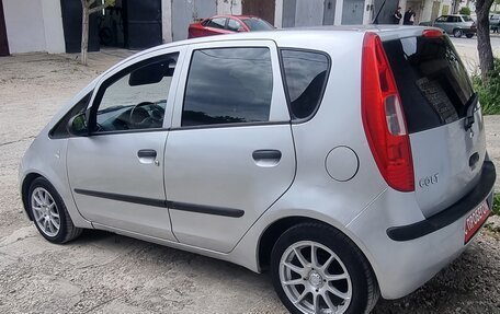 Mitsubishi Colt VI рестайлинг, 2005 год, 420 000 рублей, 4 фотография