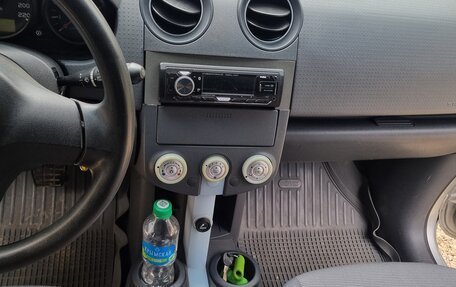 Mitsubishi Colt VI рестайлинг, 2005 год, 420 000 рублей, 13 фотография