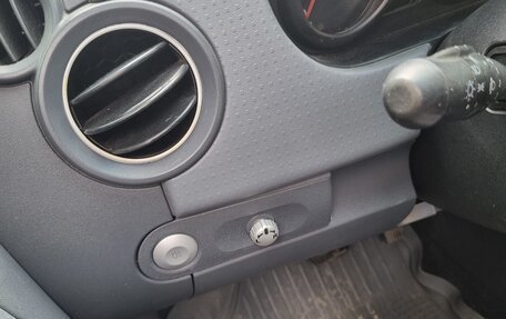 Mitsubishi Colt VI рестайлинг, 2005 год, 420 000 рублей, 14 фотография