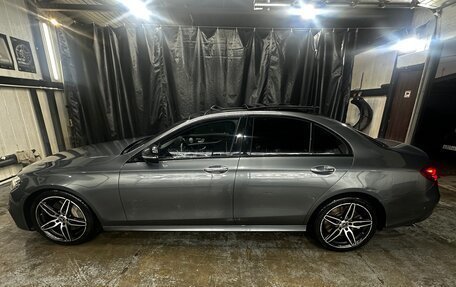 Mercedes-Benz E-Класс, 2017 год, 3 300 000 рублей, 2 фотография