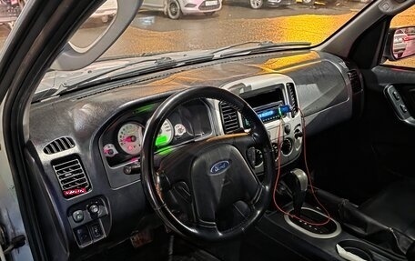 Ford Maverick, 2005 год, 680 000 рублей, 9 фотография