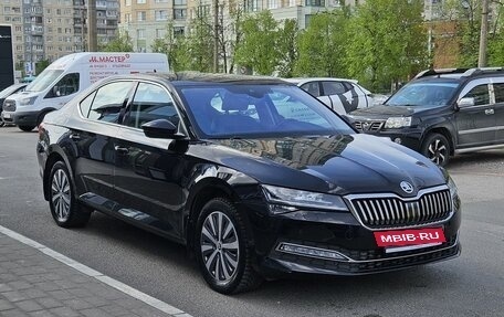 Skoda Superb III рестайлинг, 2021 год, 3 399 000 рублей, 4 фотография