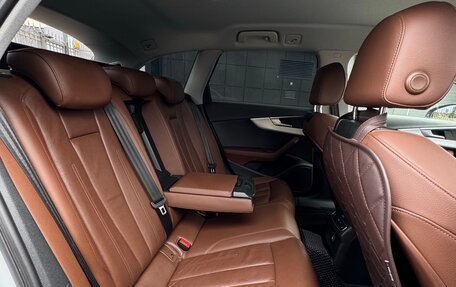 Audi A4, 2018 год, 2 120 000 рублей, 15 фотография