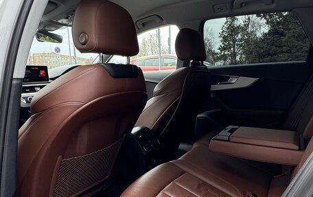 Audi A4, 2018 год, 2 120 000 рублей, 18 фотография