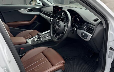 Audi A4, 2018 год, 2 120 000 рублей, 13 фотография