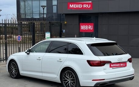 Audi A4, 2018 год, 2 120 000 рублей, 6 фотография