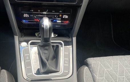 Volkswagen Passat B8 рестайлинг, 2022 год, 2 350 000 рублей, 24 фотография