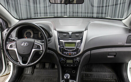 Hyundai Solaris II рестайлинг, 2011 год, 550 000 рублей, 14 фотография