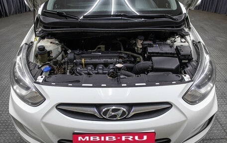 Hyundai Solaris II рестайлинг, 2011 год, 550 000 рублей, 9 фотография