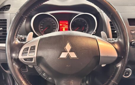 Mitsubishi Outlander III рестайлинг 3, 2008 год, 1 050 000 рублей, 14 фотография