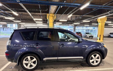 Mitsubishi Outlander III рестайлинг 3, 2008 год, 1 050 000 рублей, 7 фотография