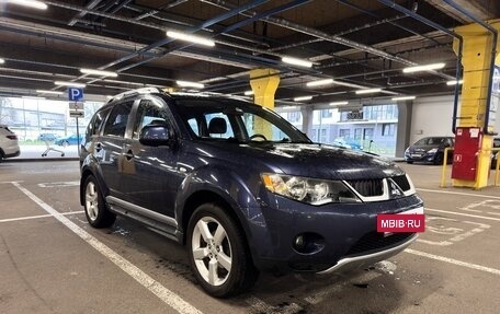 Mitsubishi Outlander III рестайлинг 3, 2008 год, 1 050 000 рублей, 8 фотография