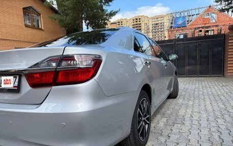 Toyota Camry, 2017 год, 2 350 000 рублей, 3 фотография