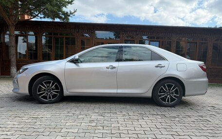 Toyota Camry, 2017 год, 2 350 000 рублей, 9 фотография
