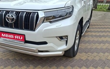 Toyota Land Cruiser Prado 150 рестайлинг 2, 2021 год, 5 800 000 рублей, 10 фотография