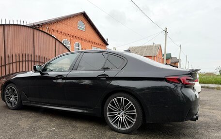 BMW 5 серия, 2018 год, 2 550 000 рублей, 2 фотография