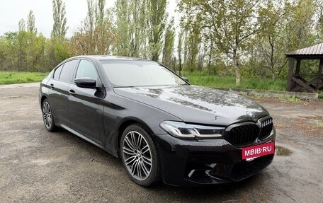 BMW 5 серия, 2018 год, 2 550 000 рублей, 9 фотография
