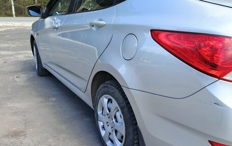 Hyundai Solaris II рестайлинг, 2011 год, 450 000 рублей, 4 фотография