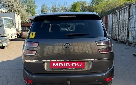 Citroen C4 Picasso II рестайлинг, 2018 год, 1 800 000 рублей, 6 фотография