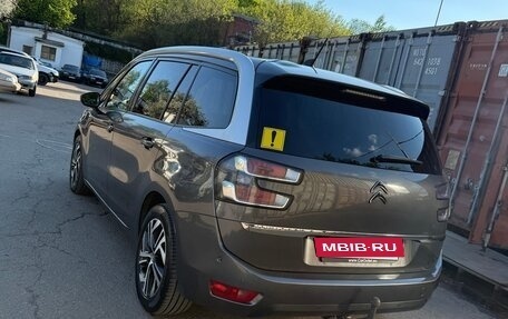 Citroen C4 Picasso II рестайлинг, 2018 год, 1 800 000 рублей, 7 фотография