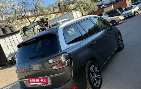 Citroen C4 Picasso II рестайлинг, 2018 год, 1 800 000 рублей, 5 фотография