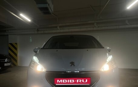 Peugeot 208 II, 2013 год, 700 000 рублей, 9 фотография