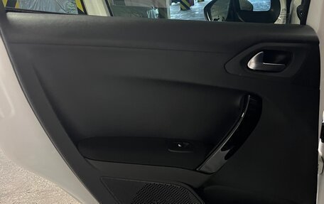 Peugeot 208 II, 2013 год, 700 000 рублей, 18 фотография