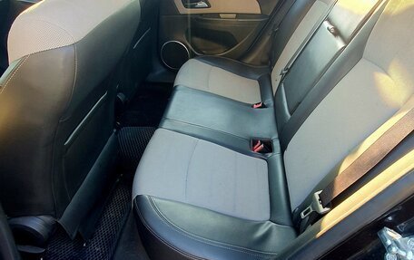 Chevrolet Cruze II, 2014 год, 920 000 рублей, 10 фотография