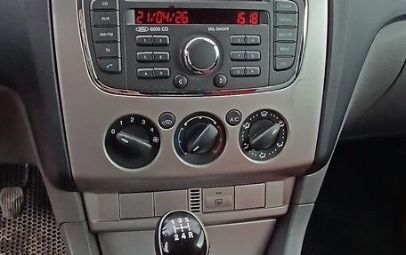 Ford Focus II рестайлинг, 2010 год, 490 000 рублей, 14 фотография