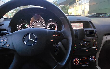 Mercedes-Benz C-Класс, 2010 год, 1 300 000 рублей, 4 фотография