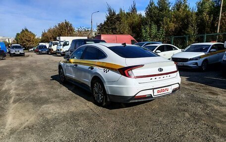 Hyundai Sonata VIII, 2020 год, 1 500 000 рублей, 3 фотография
