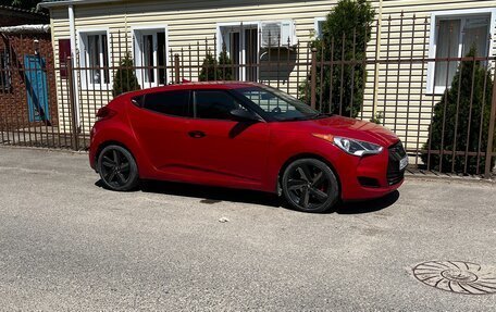 Hyundai Veloster I рестайлинг, 2015 год, 1 300 000 рублей, 1 фотография