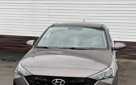 Hyundai Solaris II рестайлинг, 2022 год, 1 650 000 рублей, 1 фотография