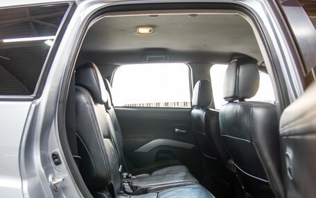 Mitsubishi Outlander III рестайлинг 3, 2011 год, 1 430 000 рублей, 11 фотография
