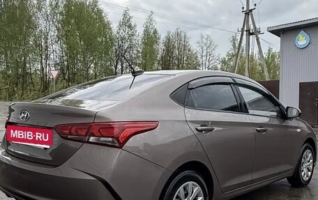 Hyundai Solaris II рестайлинг, 2022 год, 1 650 000 рублей, 2 фотография