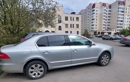 Skoda Superb III рестайлинг, 2009 год, 750 000 рублей, 7 фотография