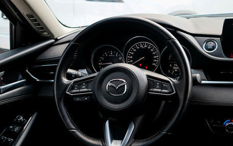 Mazda 6, 2021 год, 1 950 000 рублей, 11 фотография
