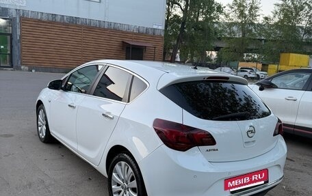 Opel Astra J, 2013 год, 650 000 рублей, 5 фотография