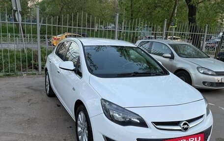 Opel Astra J, 2013 год, 650 000 рублей, 3 фотография