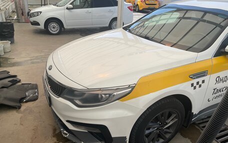 KIA Optima IV, 2018 год, 1 250 000 рублей, 2 фотография